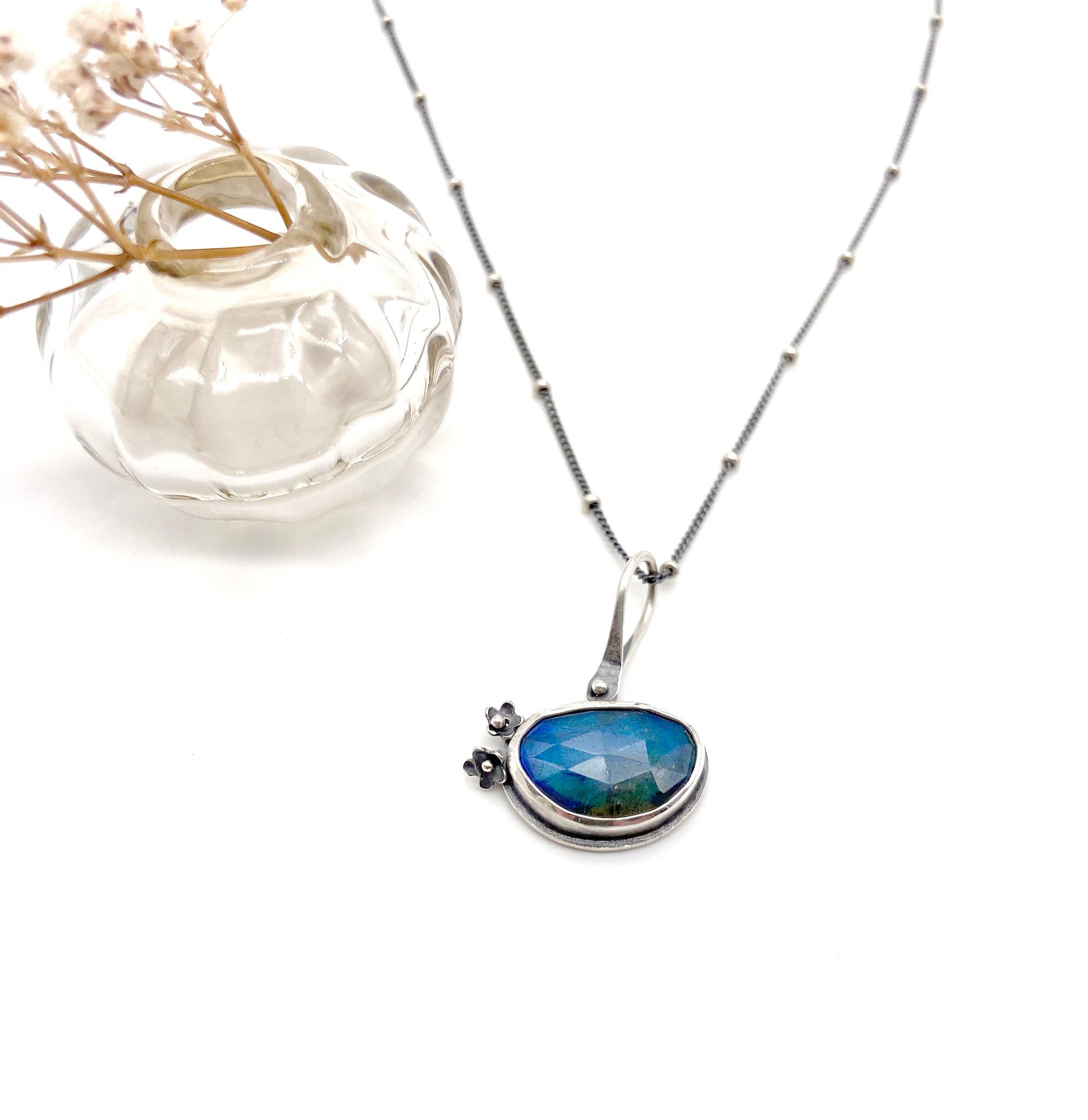 Silver Oval Mood Stone Locket Pendant Necklace